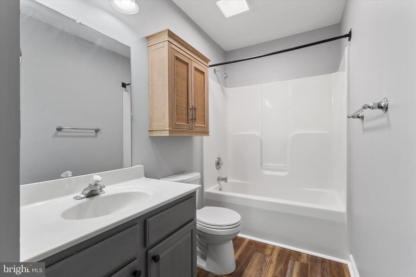104 Carlyle Court photo 25