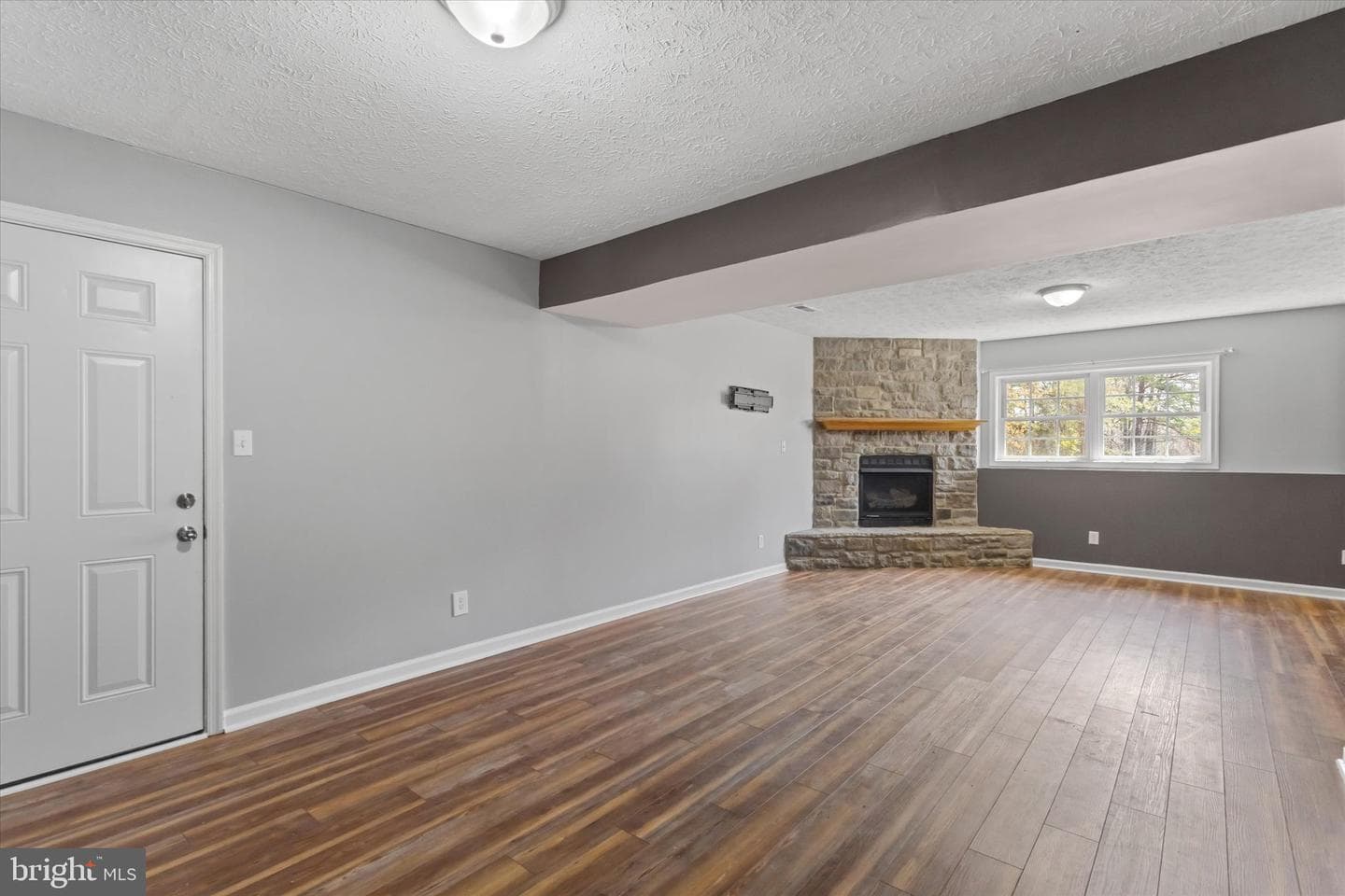 104 Carlyle Court photo 31