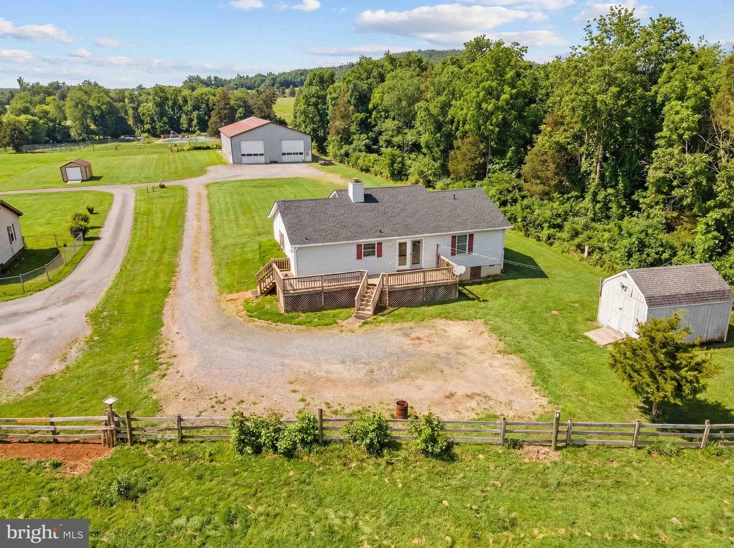 11576 Walters Road photo 2