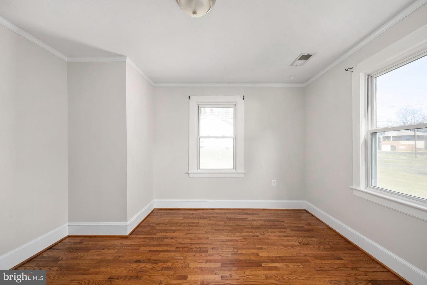 246 Berry Street photo 16