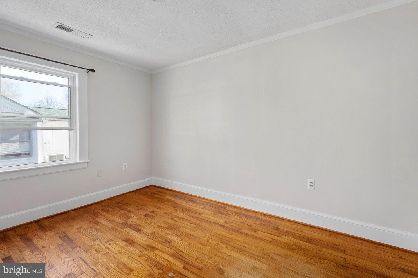 246 Berry Street photo 18