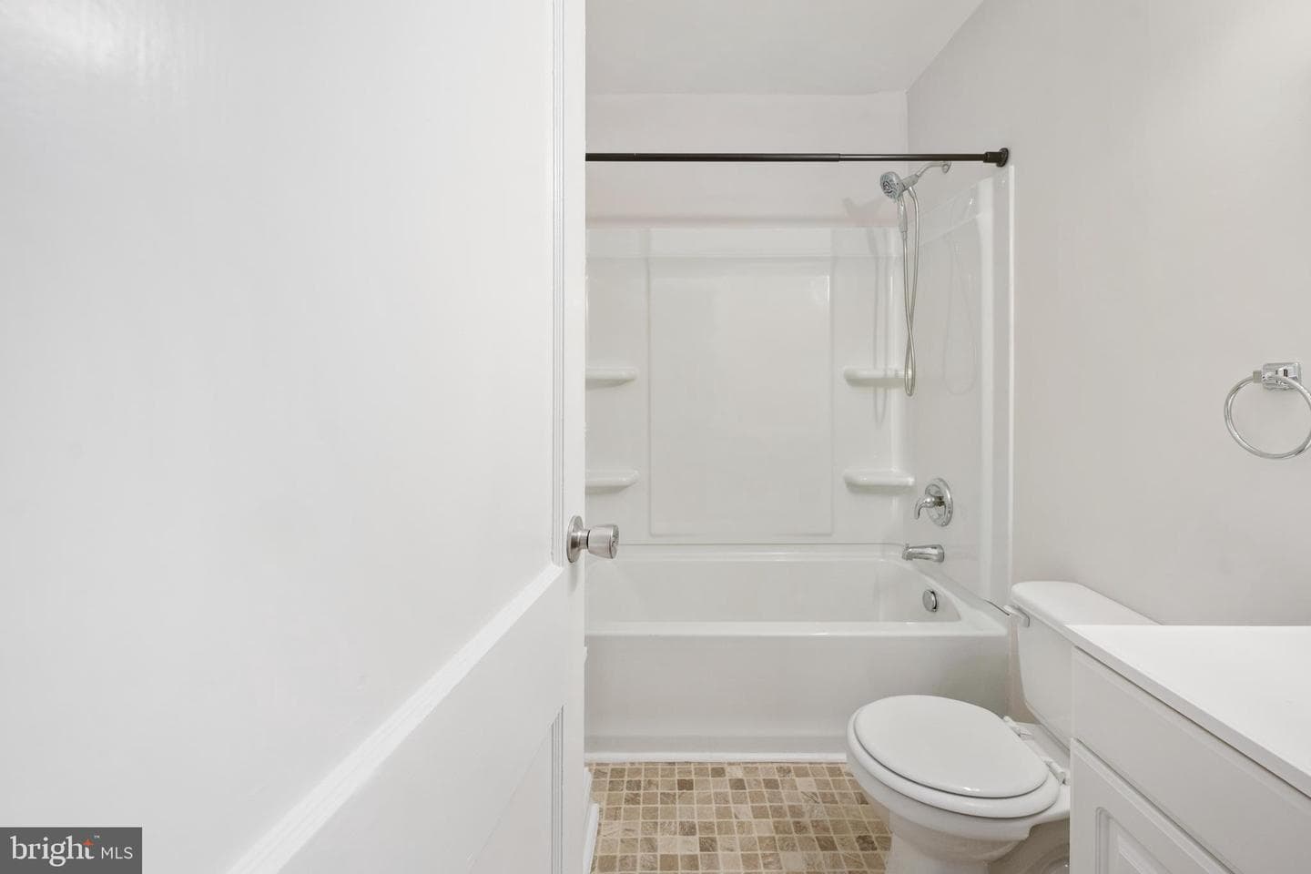 246 Berry Street photo 21