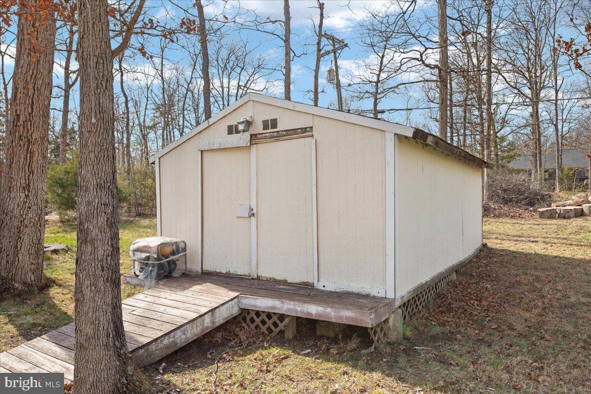 904 Lakeview Parkway photo 31
