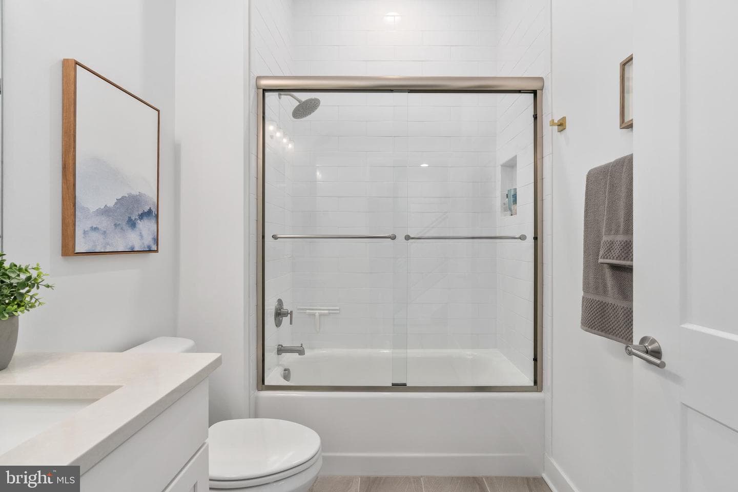 1209 Lakeview Parkway photo 17