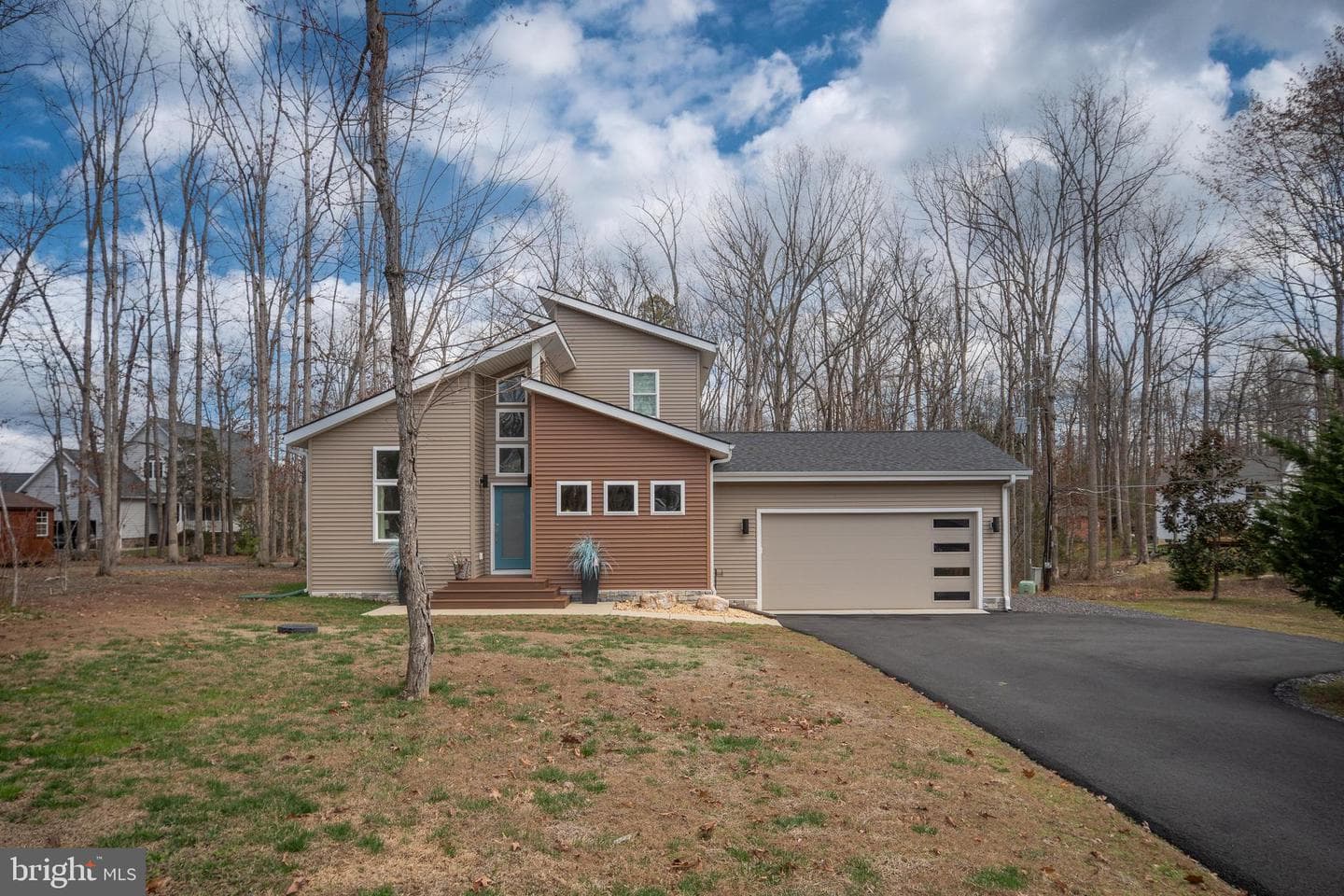 1209 Lakeview Parkway photo 7