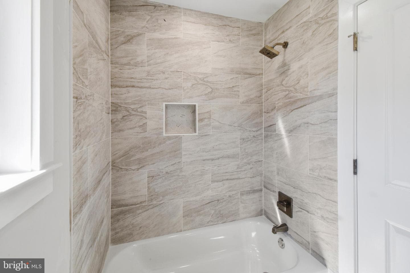 10349 Gordon Avenue photo 18