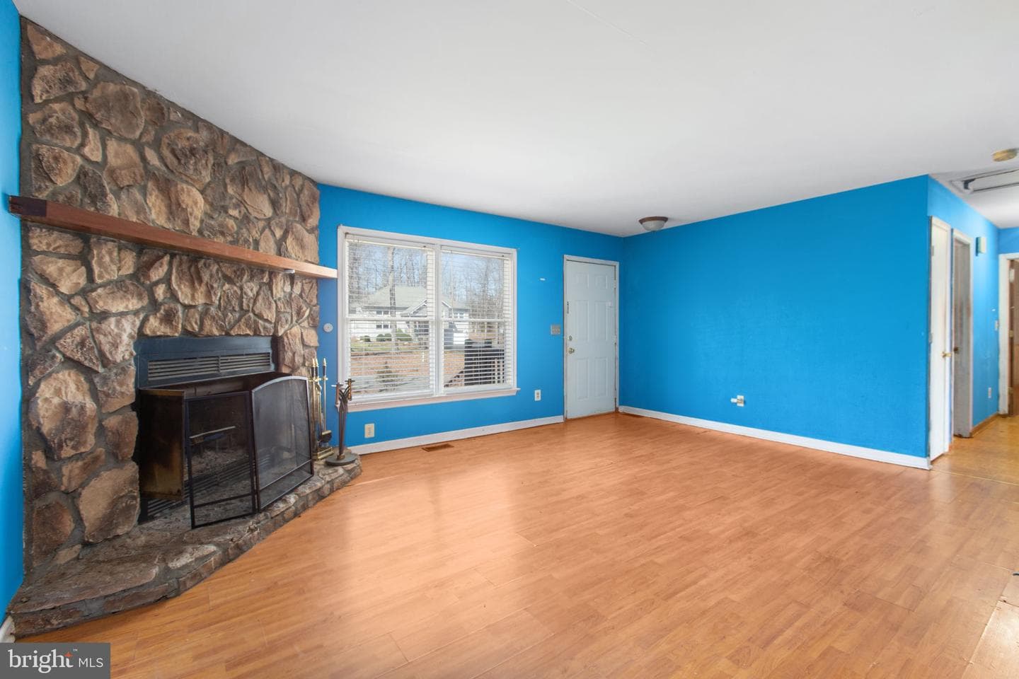 1105 Lakeview Parkway photo 6