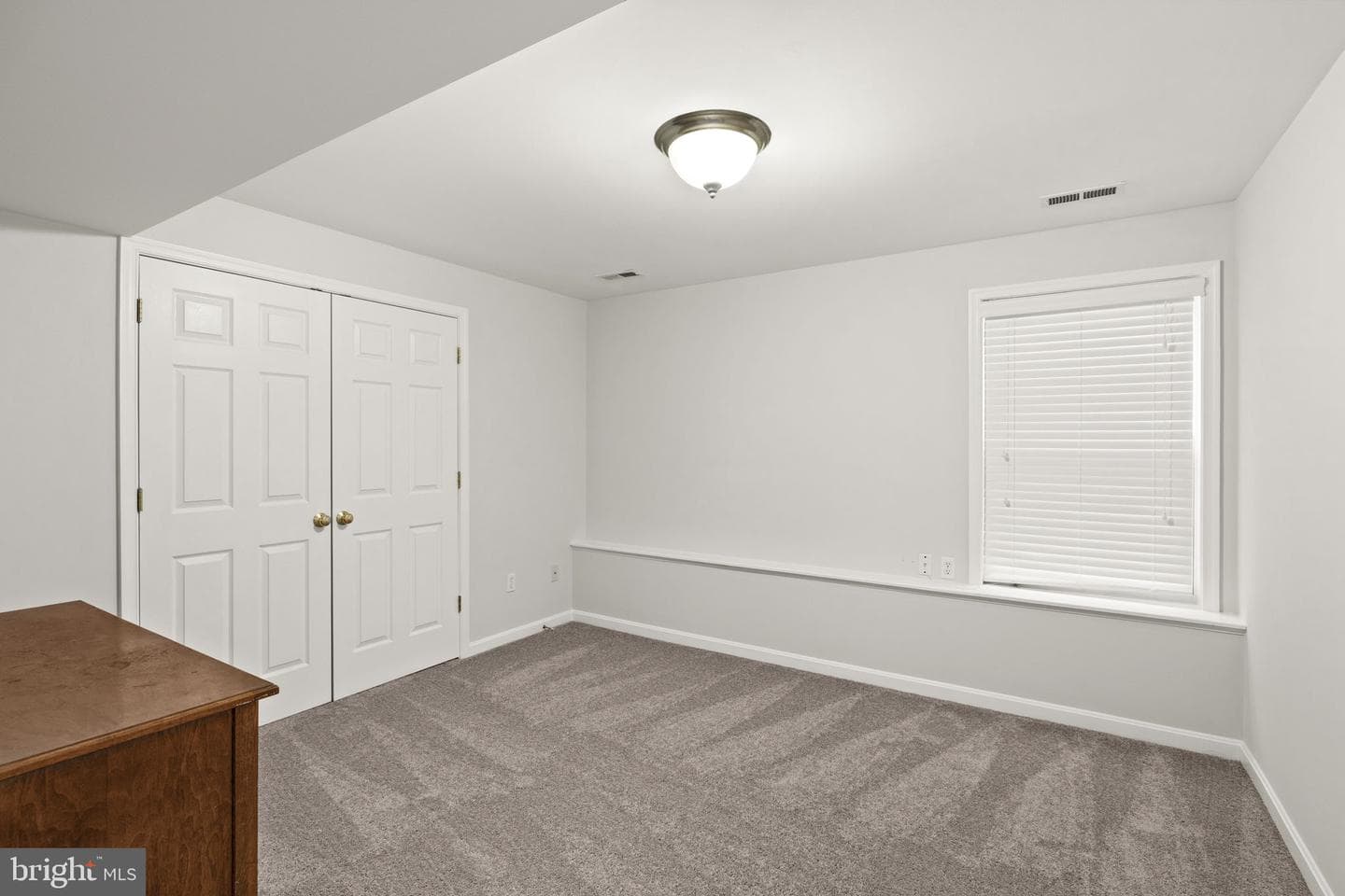 102 Fairfax Lane photo 29