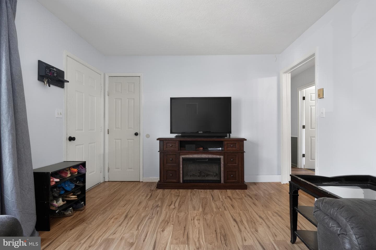 205 Monument Road photo 8
