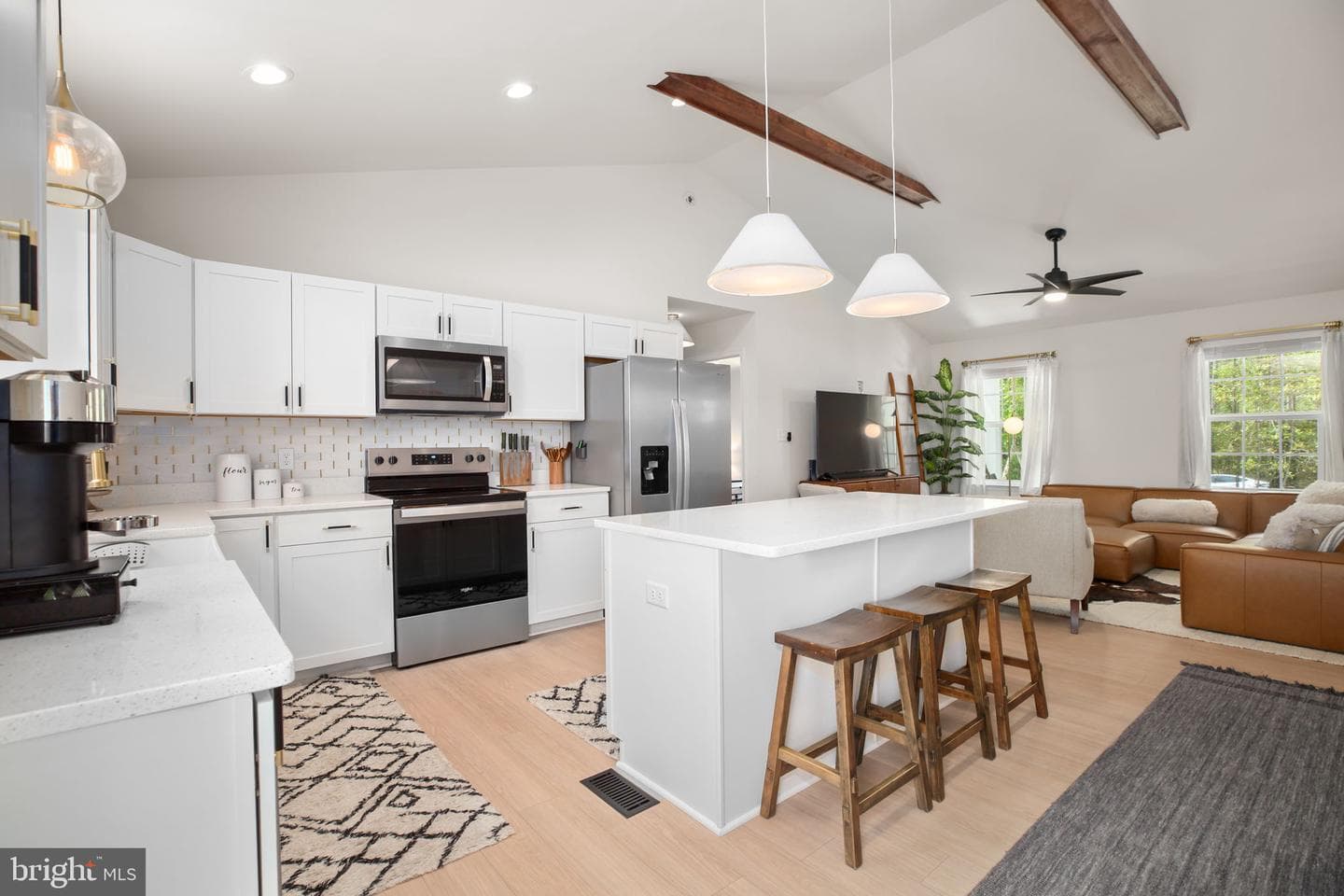 24646 Lands End Drive photo 8
