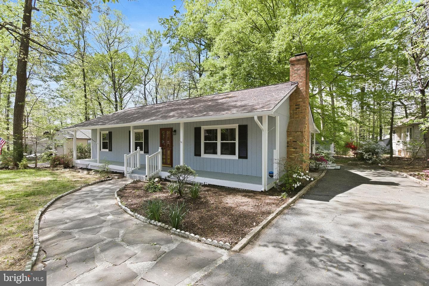 107 Sunset Ct photo 3