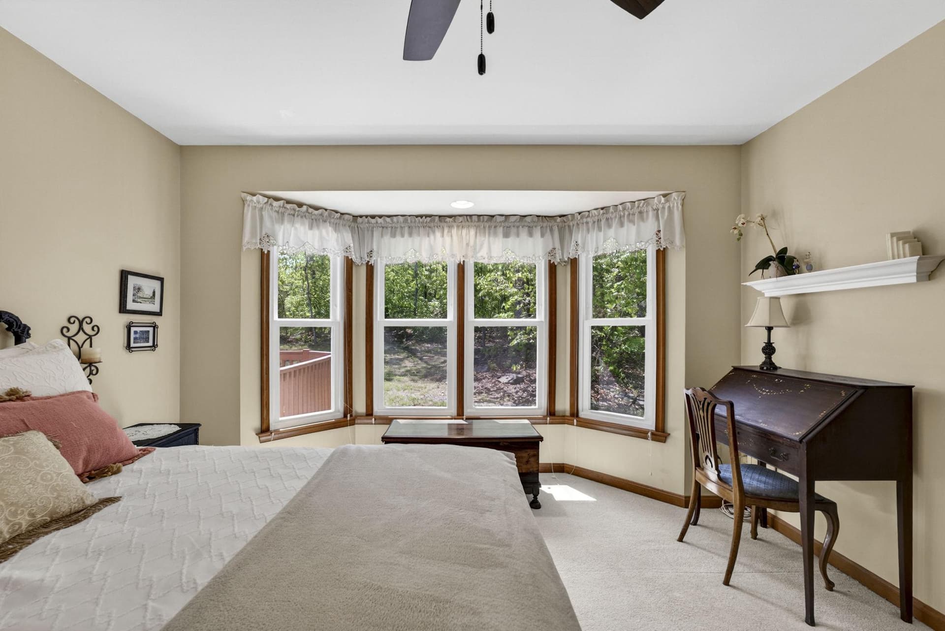 111 Patrick Henry Court photo 37