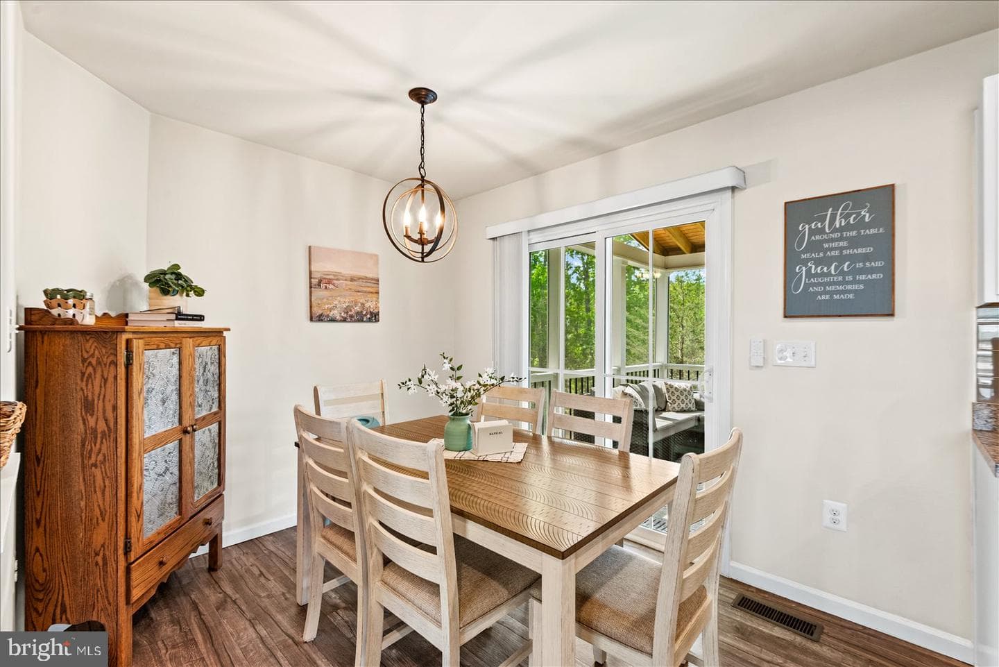 2854 Farzi Circle photo 9