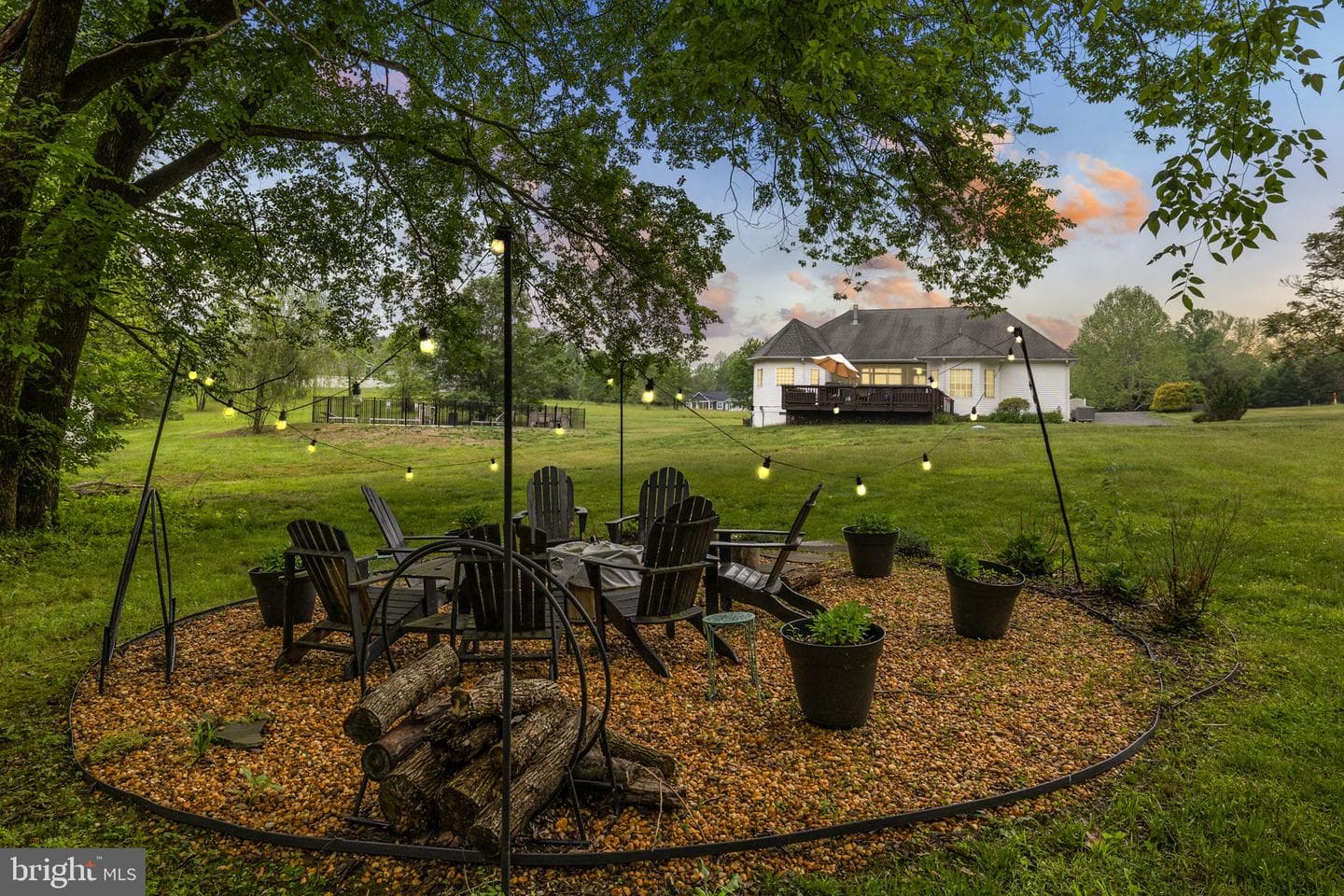 17289 Miss Mollys Lane photo 38