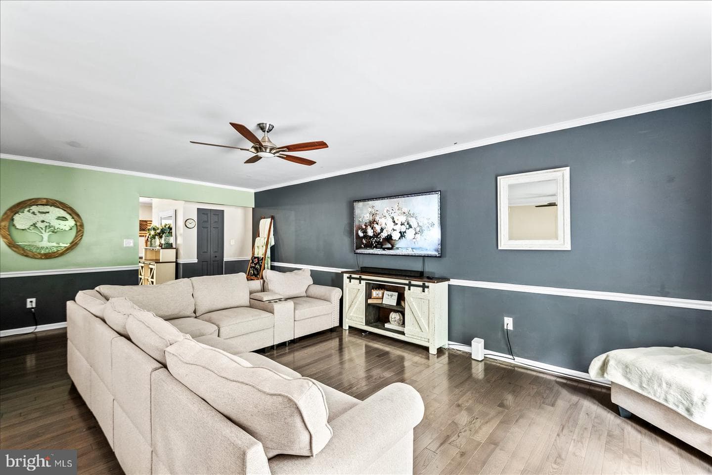 135 Washington Street photo 20