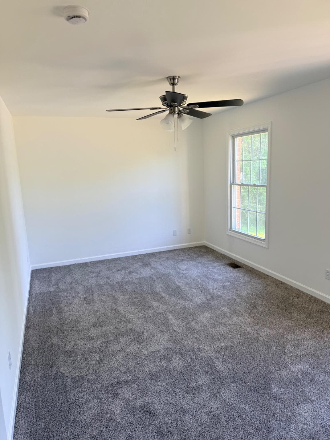 9383 Petersburg Lane photo 3