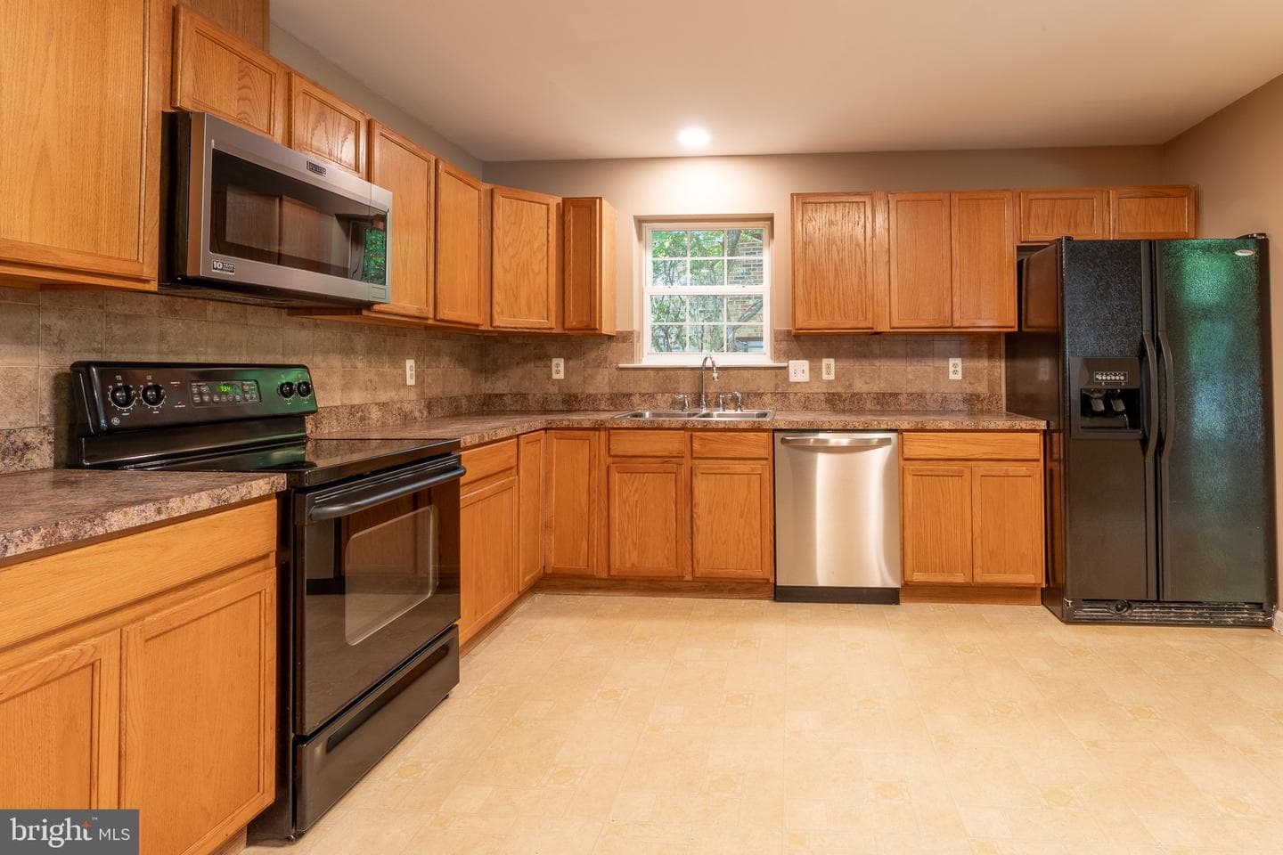216 Spotswood Road photo 13