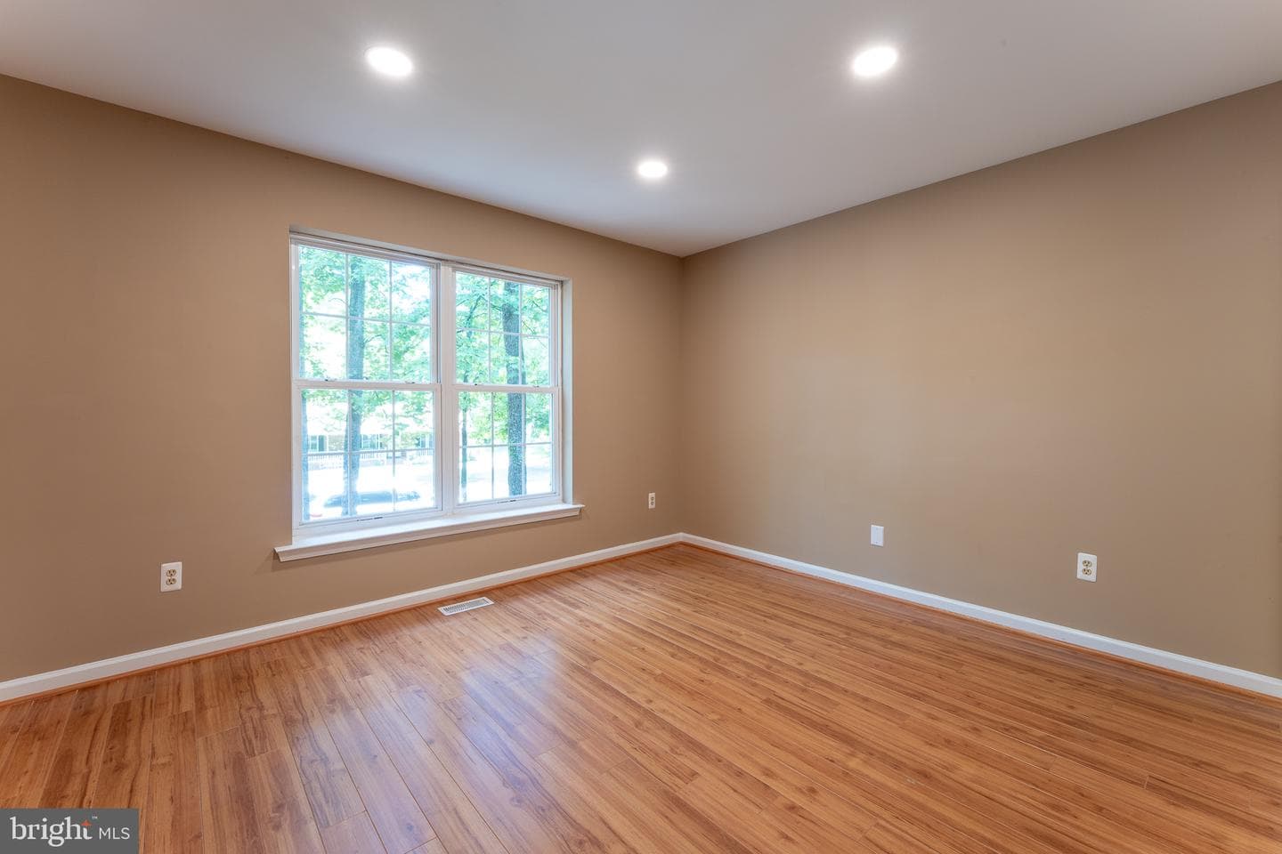 216 Spotswood Road photo 20