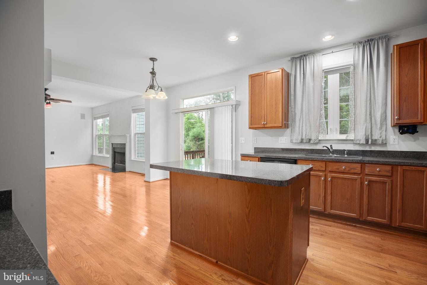 269 Parker Place photo 12