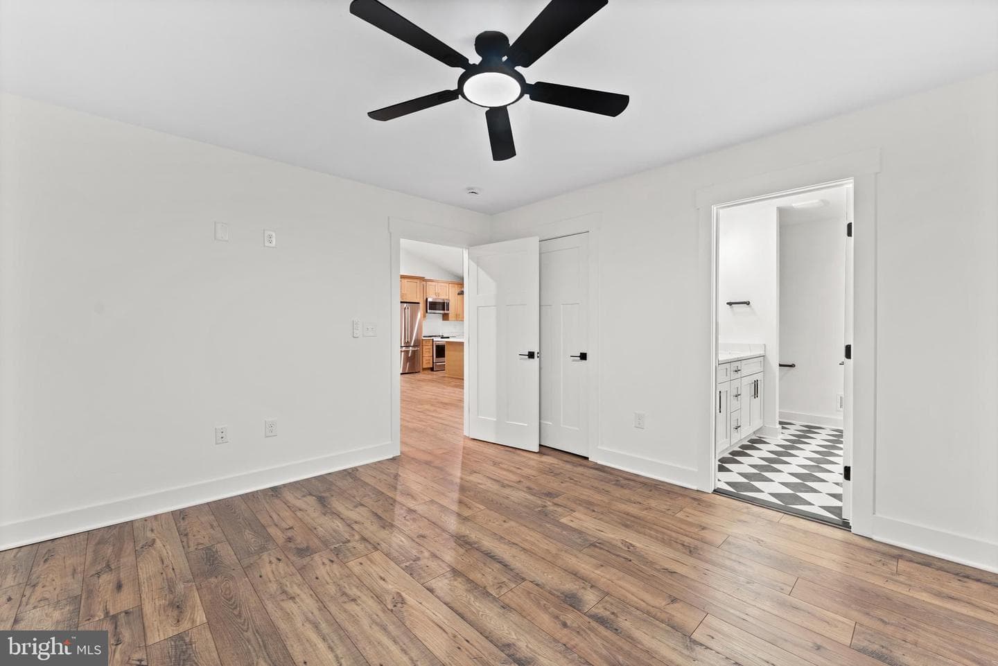 26416 Isabelle Dr photo 37