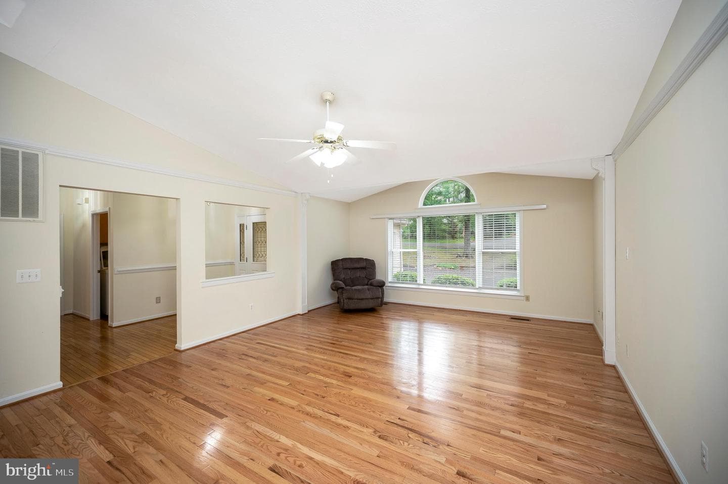 1011 Eastover Parkway photo 5