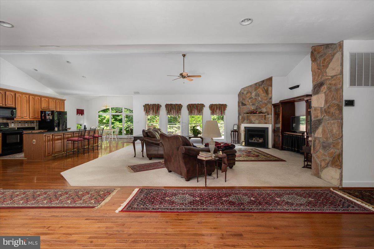 6134 Walkers Hollow Way photo 24