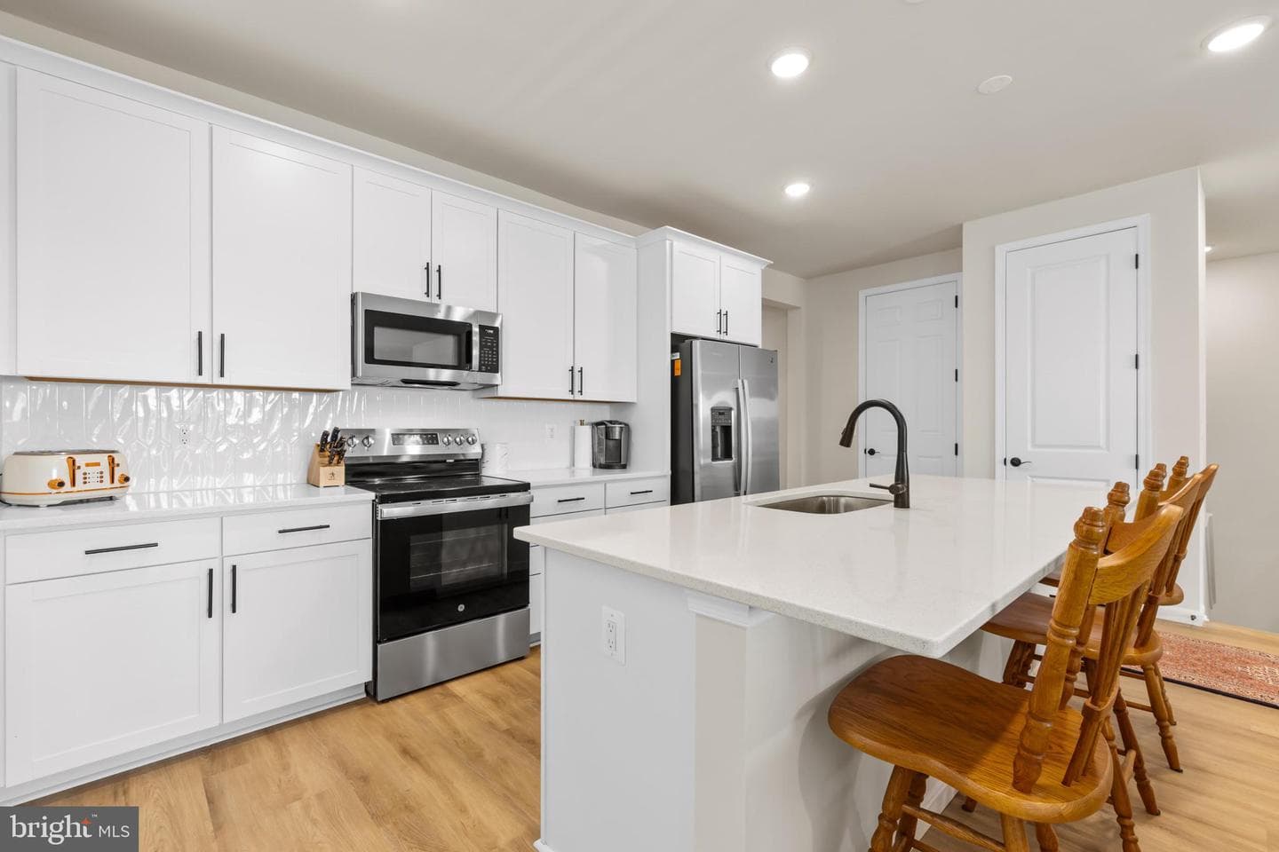 614 Clover Ln photo 15