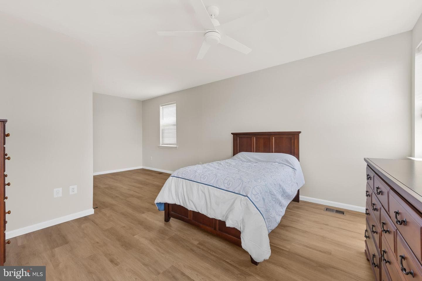 614 Clover Ln photo 27