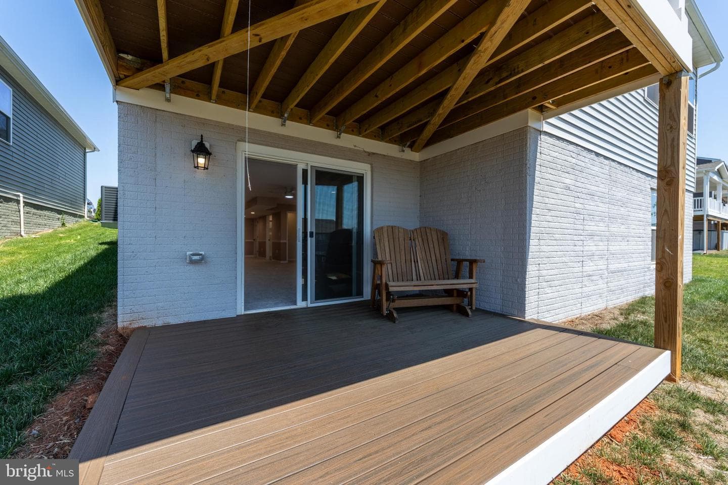 614 Clover Ln photo 38