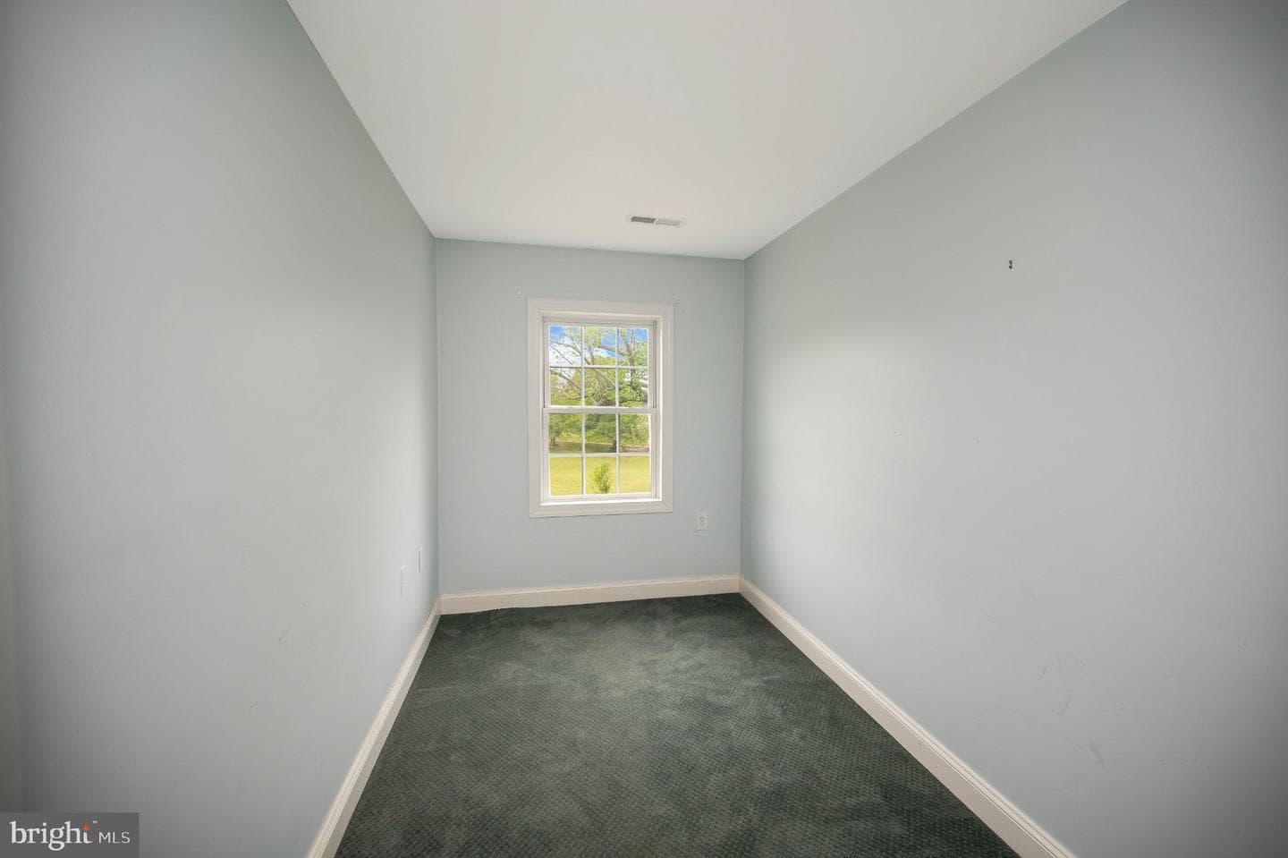 23202 Village Road photo 40