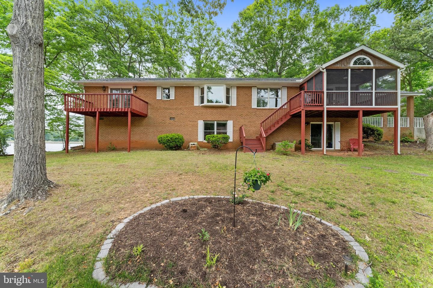 216 Wilderness Ln photo 52