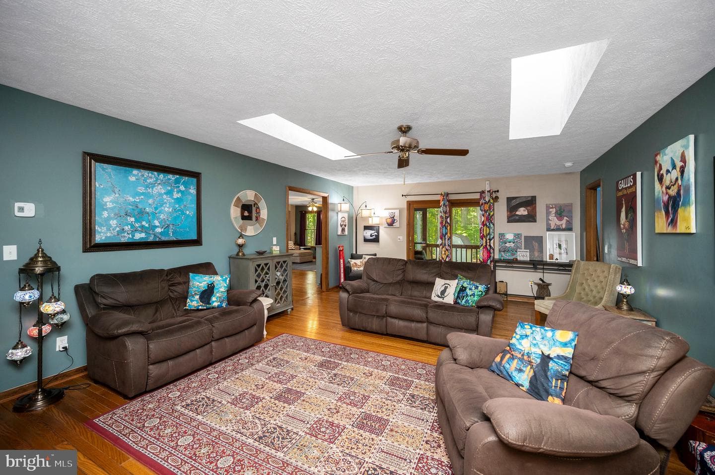 108 Winchester Lane photo 5
