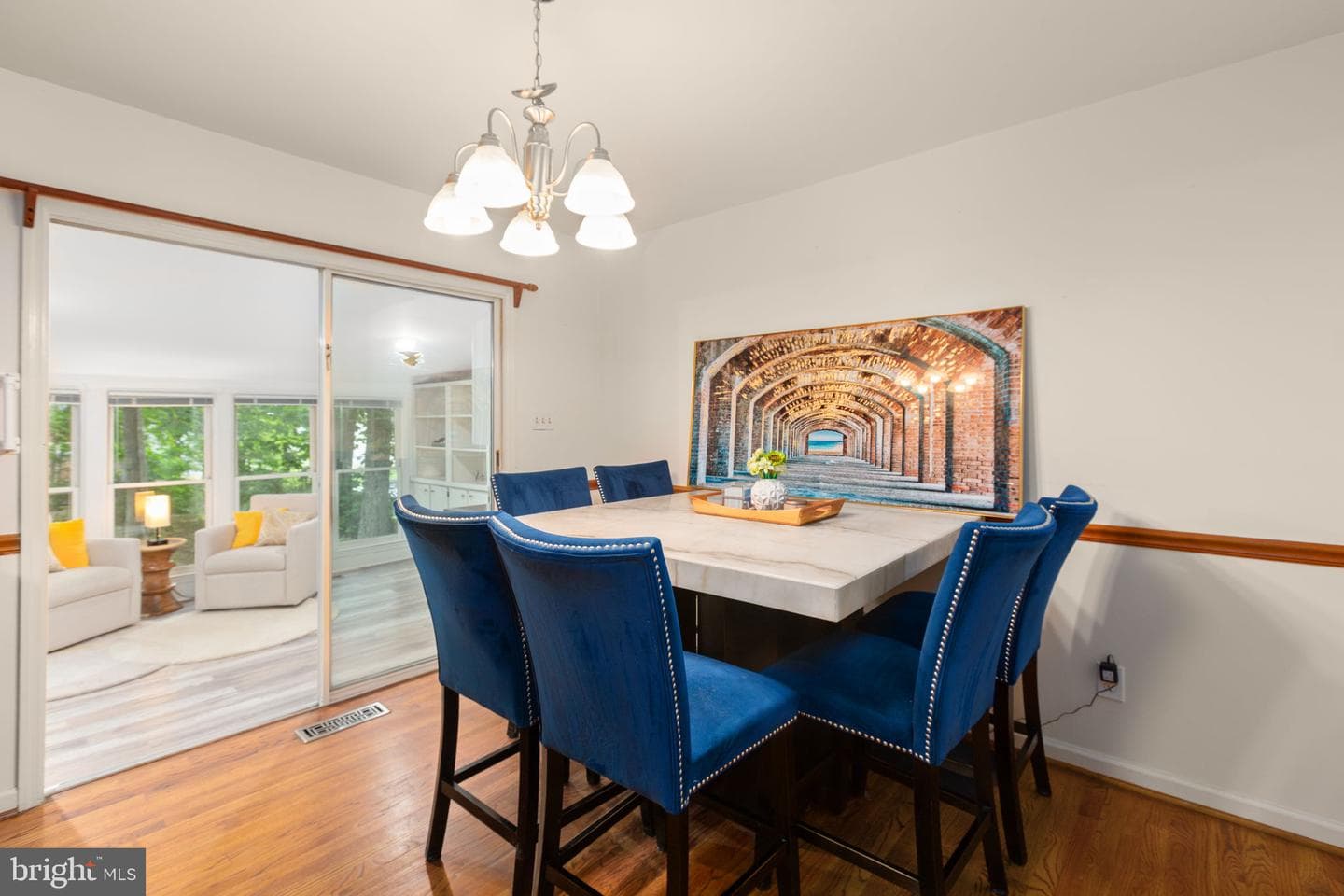 102 Eagle Court photo 10