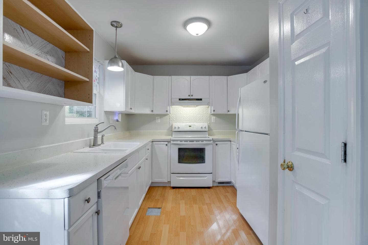 35508 Wilderness Shores Way photo 9