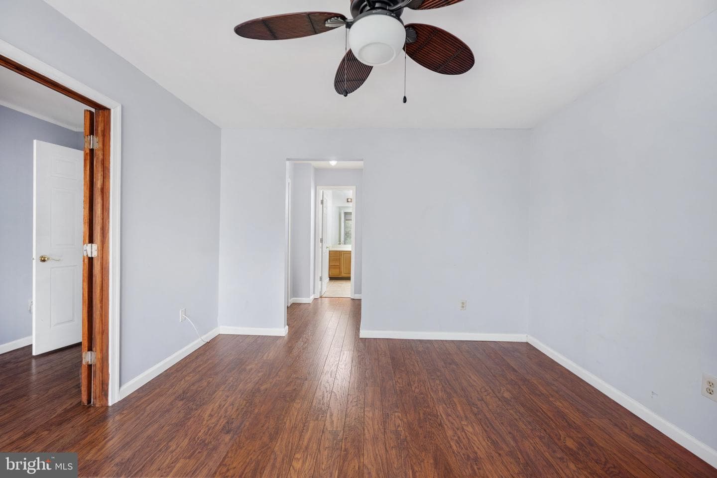 200 Liberty Boulevard photo 30