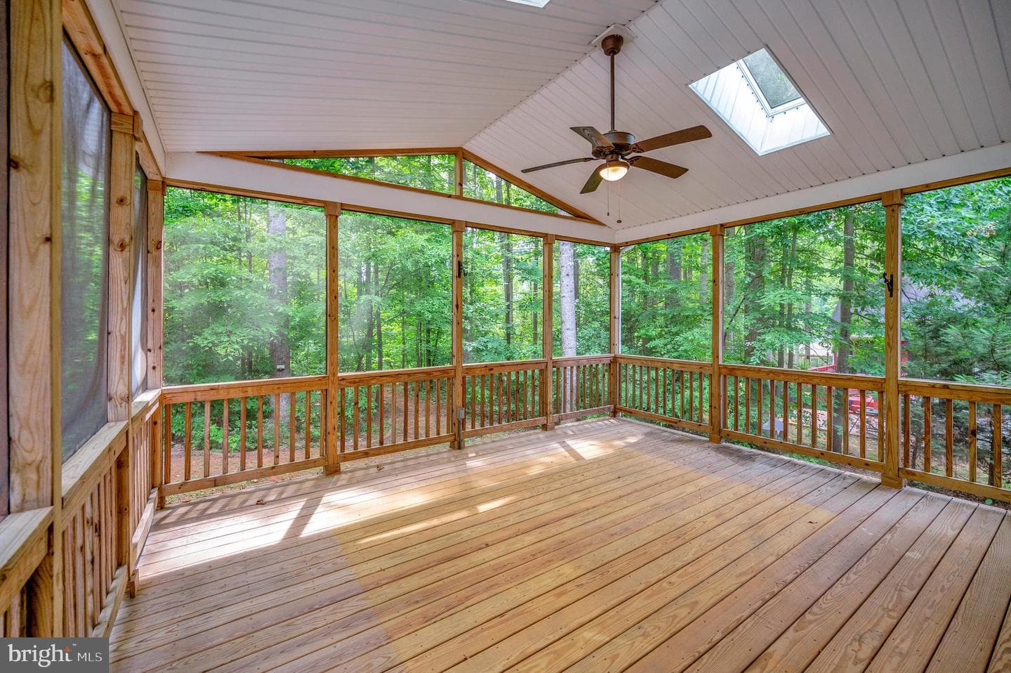 106 Cloverhill Court photo 41