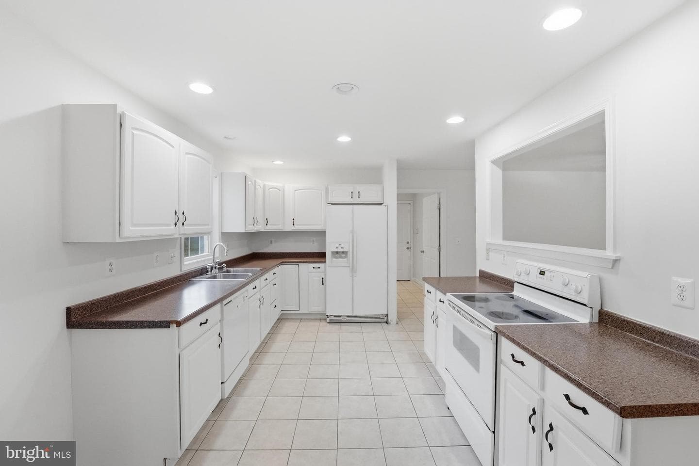 102 Wakefield Drive photo 9