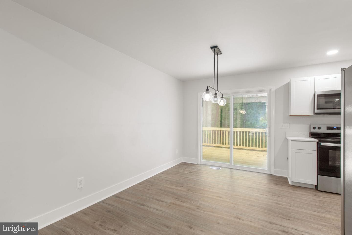 1105 Lakeview Parkway photo 15
