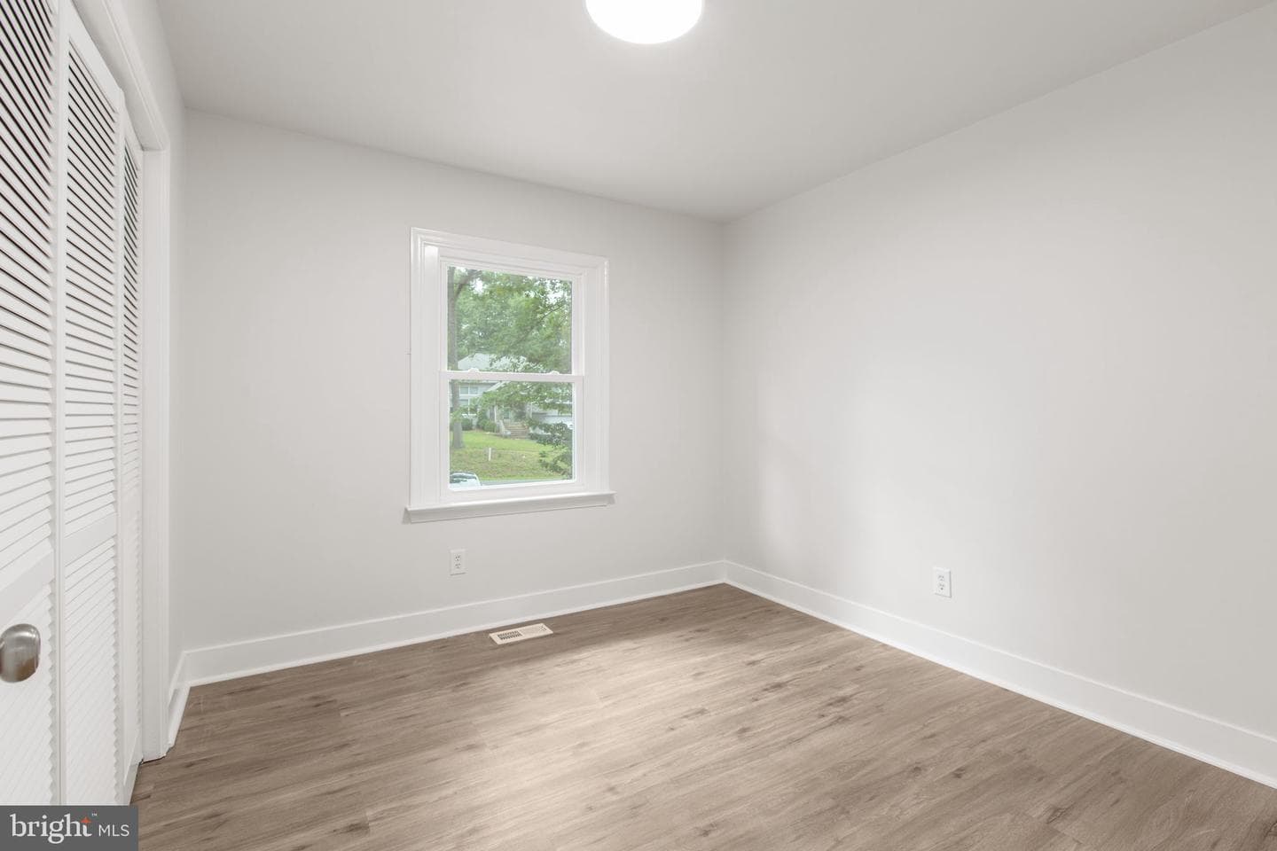 1105 Lakeview Parkway photo 26