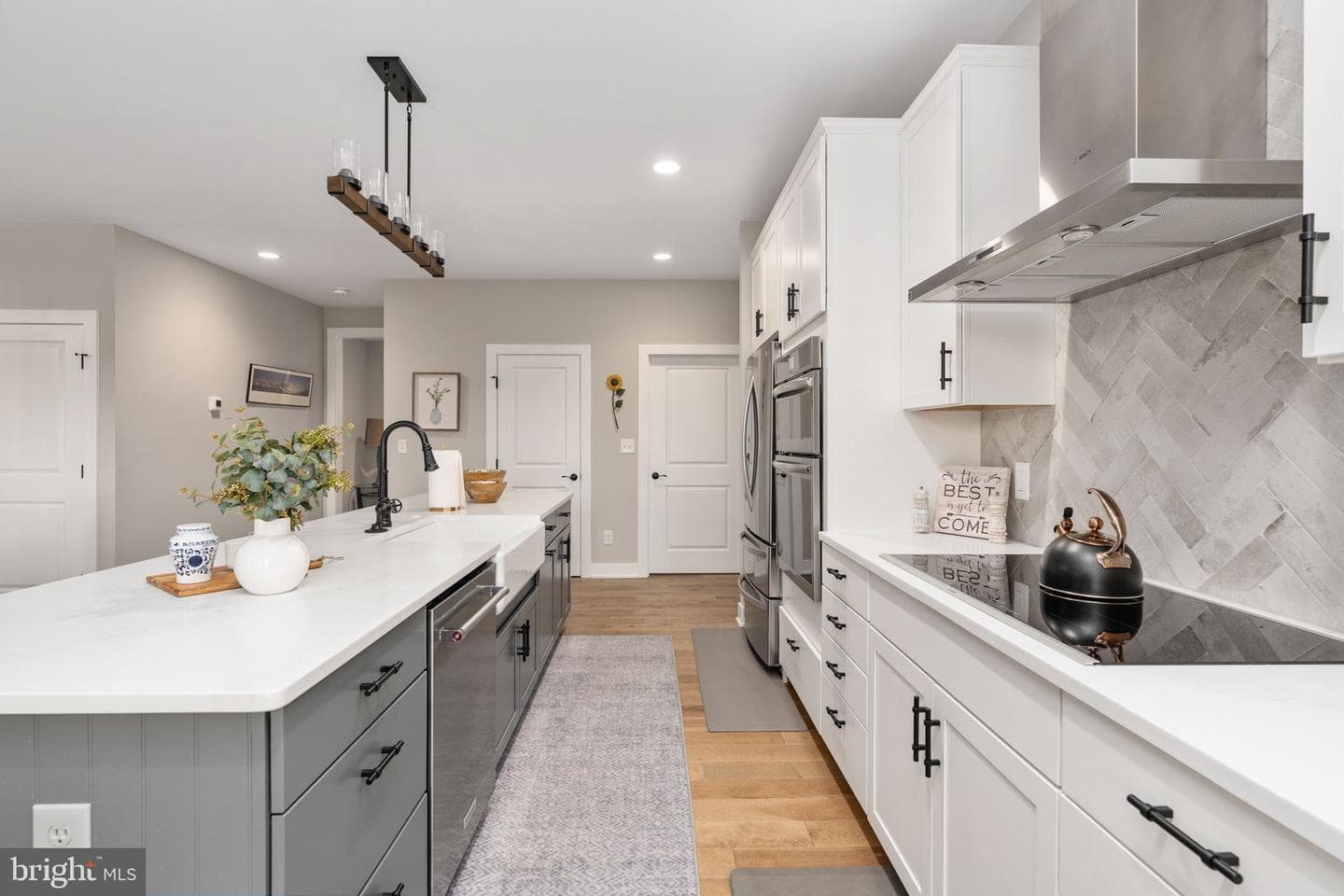 261 Washington Street photo 17