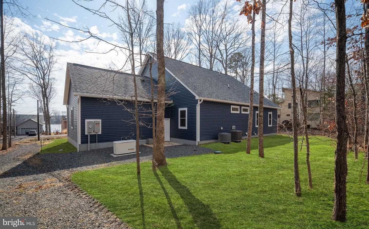 261 Washington Street photo 54