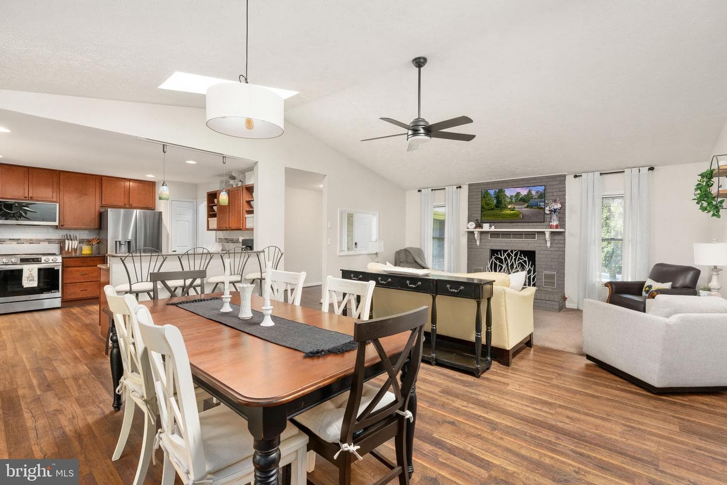 319 Birchside Circle E photo 11