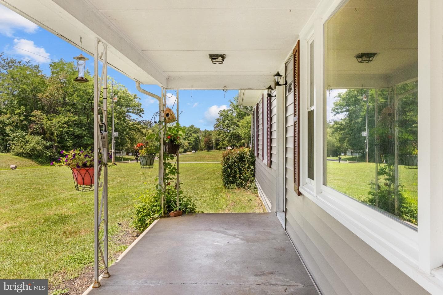 18165 Monrovia Road photo 10