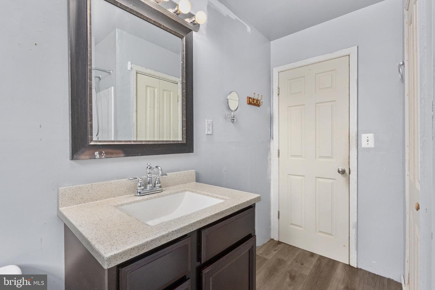 18165 Monrovia Road photo 21