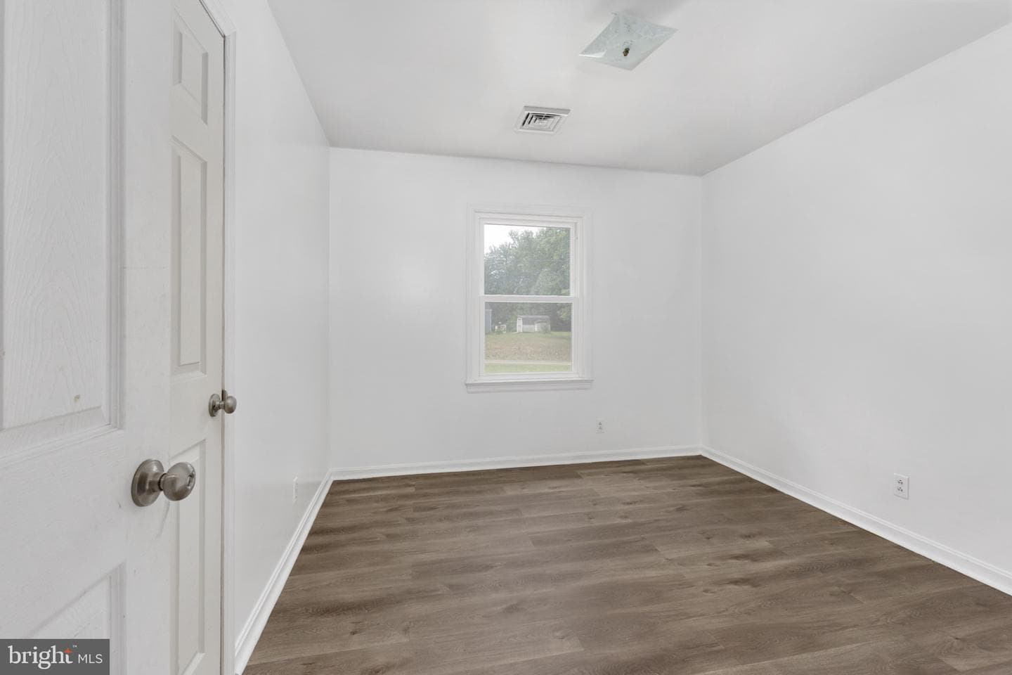 18165 Monrovia Road photo 24