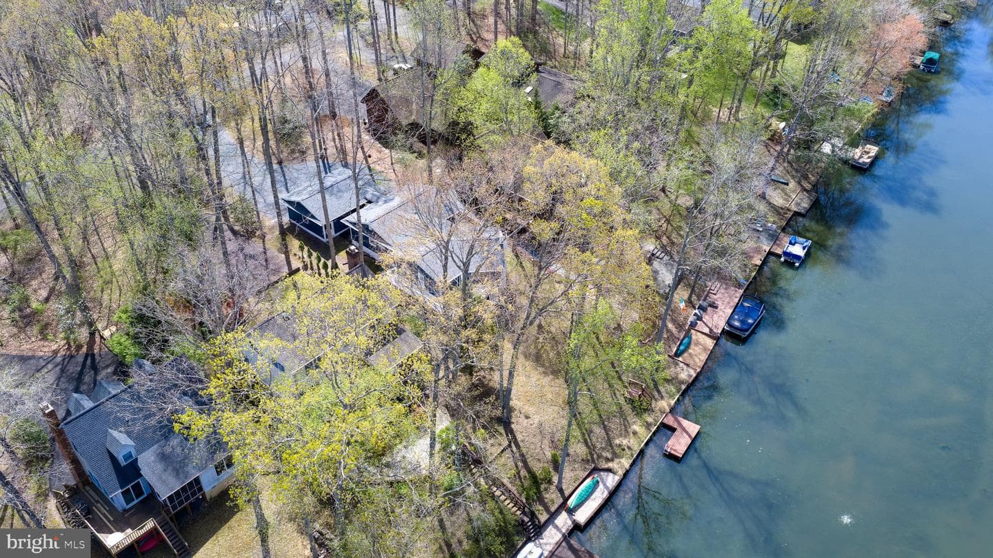 119 Larkspur Lane photo 8