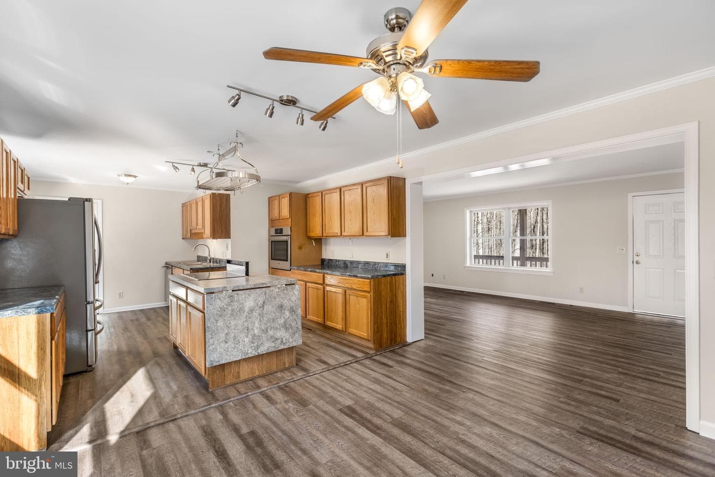 28494 Constitution Highway photo 13