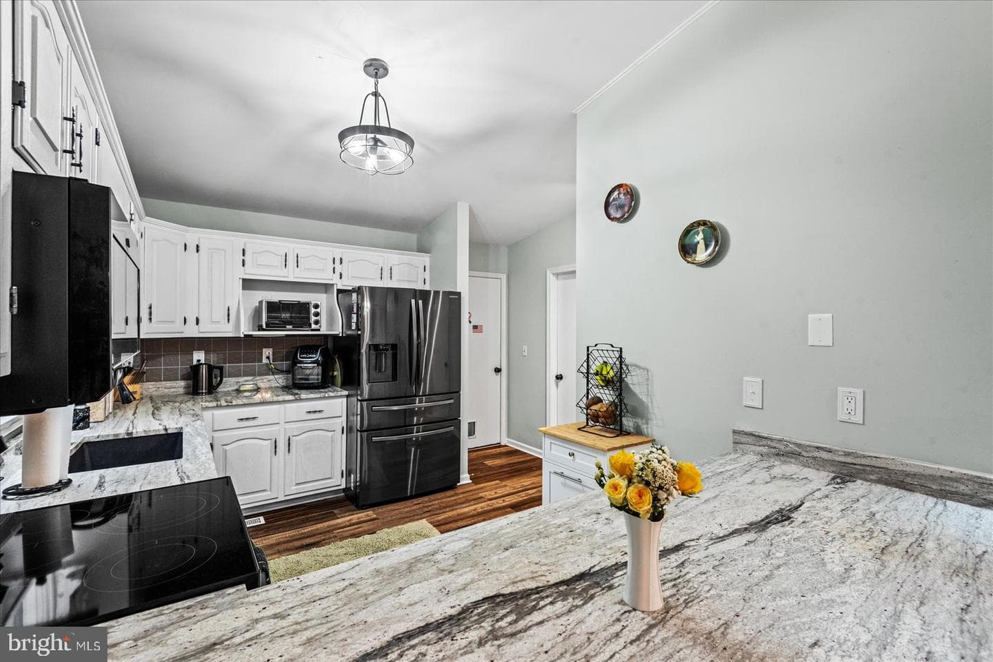 137 Eagle Court photo 13