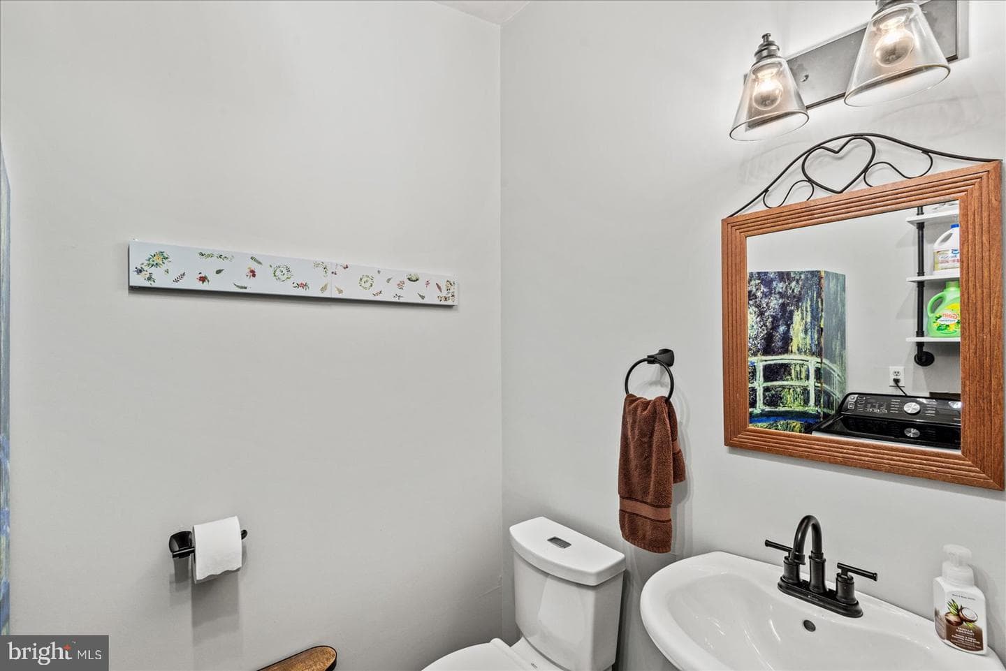 137 Eagle Court photo 21