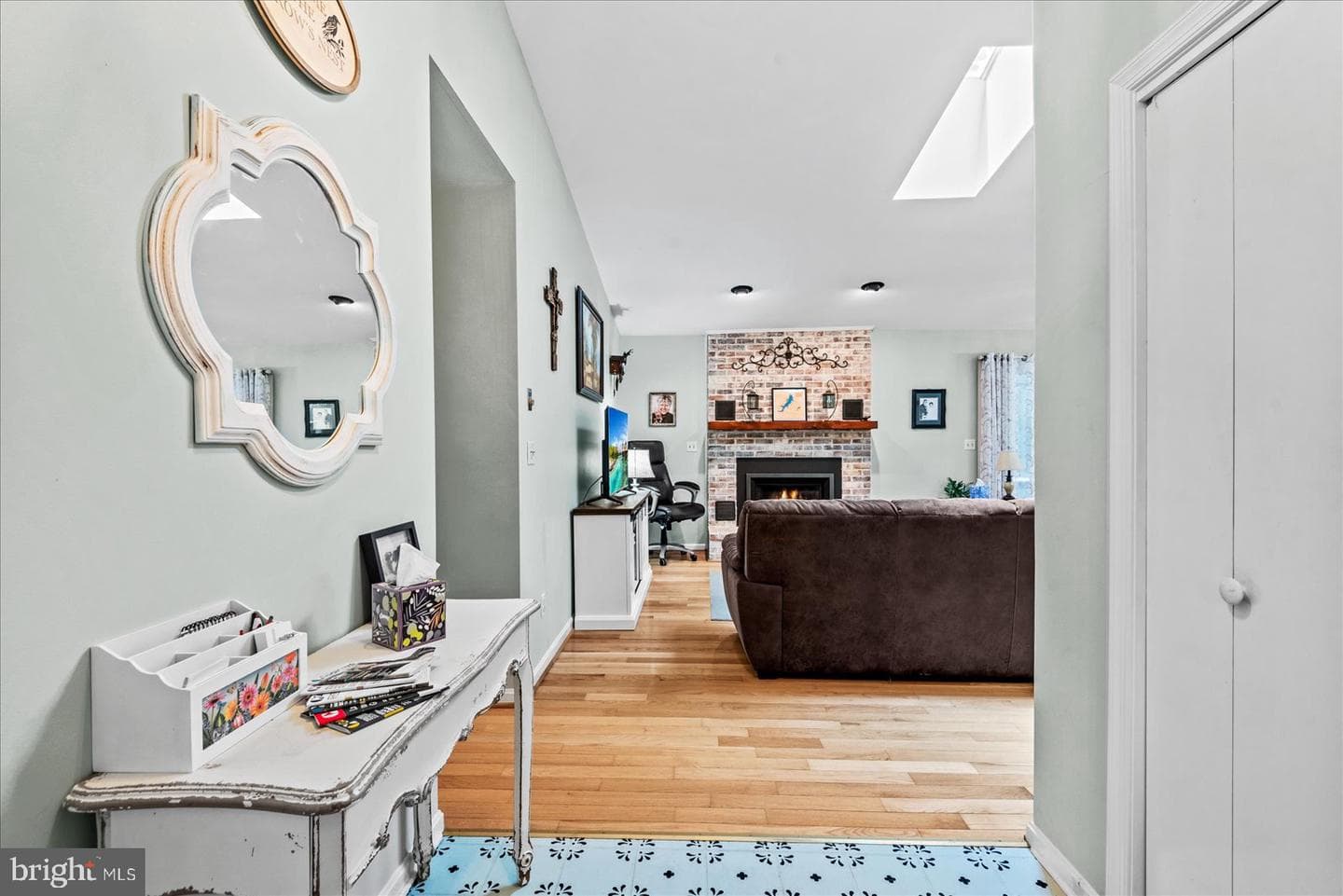 137 Eagle Court photo 4